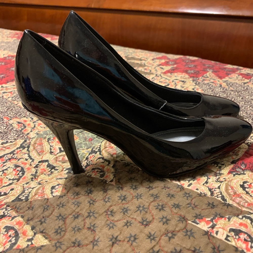 Black heels